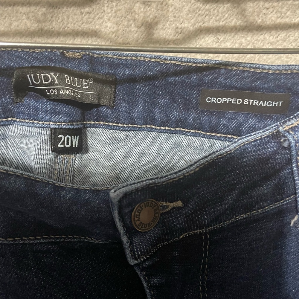 Judy Blue Cropped Straight Jeans - Dark Blue